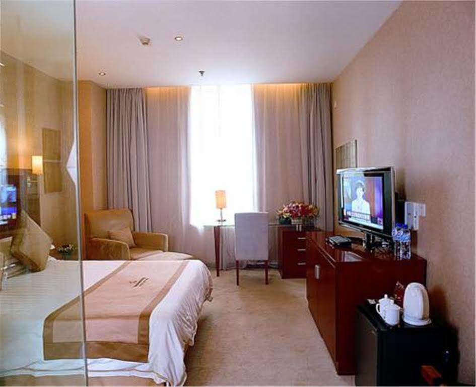 Radiance Hotel Шанхай Екстериор снимка